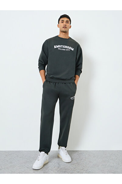 Styli Men Dark Green Sweatshirt and Joggers Co-Ords