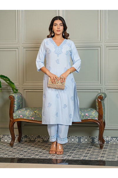 DW By Styli Women Embroidered Thread Work Straight Kurta and Trousers Co-Ords