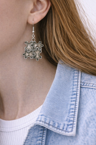 HER ŞEY NOTA www.herseynota.com Puzzle Piece Motif Silver Color Metal Unisex ...