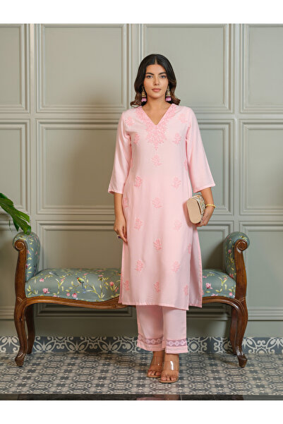 DW By Styli Women Embroidered Straight Lucknow Kurta and Trousers Co-Ords