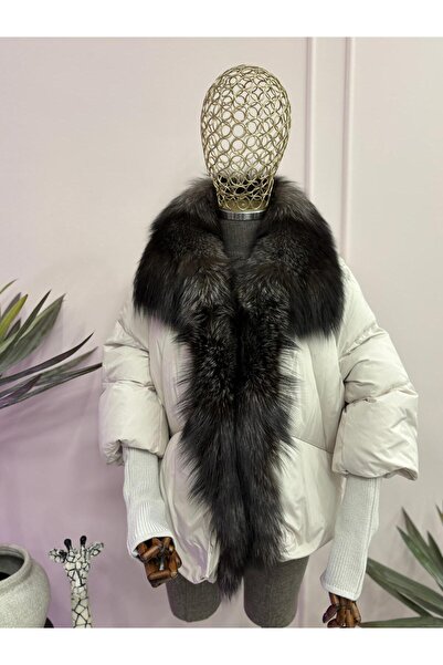 MyDress White jacket with natural silver fox fur