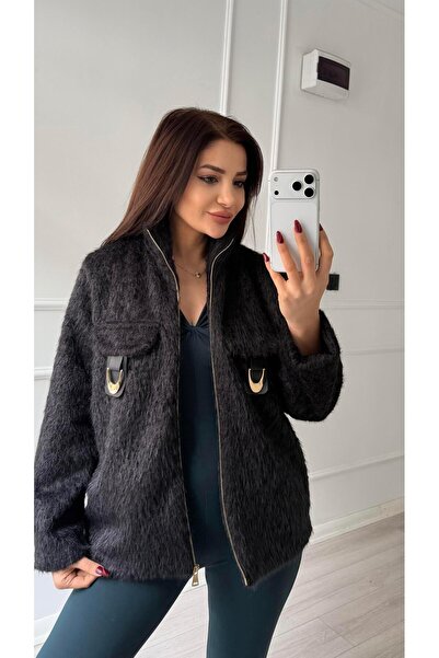 Daves Black Gold Pocket Detailed Furry Jacket with Zipper on the Front