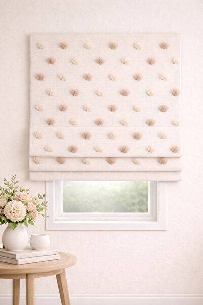 perastore Katlamalı Fon Perde – Ponpon Desenli Mekanizmalı Perde