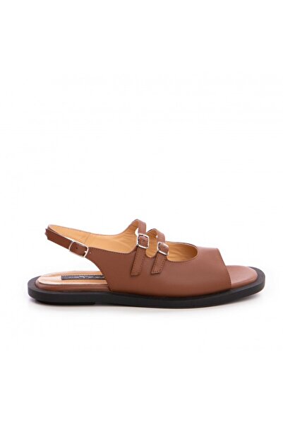 The 5th Element Women's leather sandals without heel Camel Evania