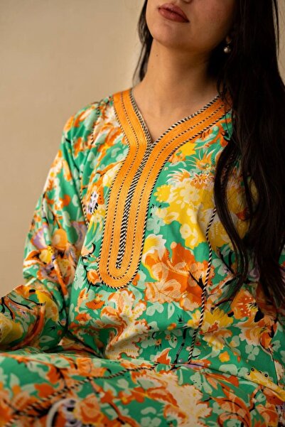 Greenko Floral patterned jalabiya for Ramadan evenings