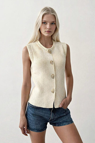 Ecenin Favorileri Ecru Sleeveless Women's Vest with Button Detail