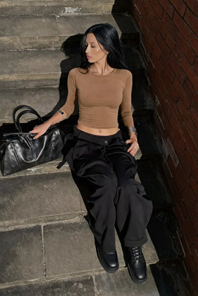 COMBİNE MİCHAİL Жіноча довга рукава вузька кавова кроп-футболка