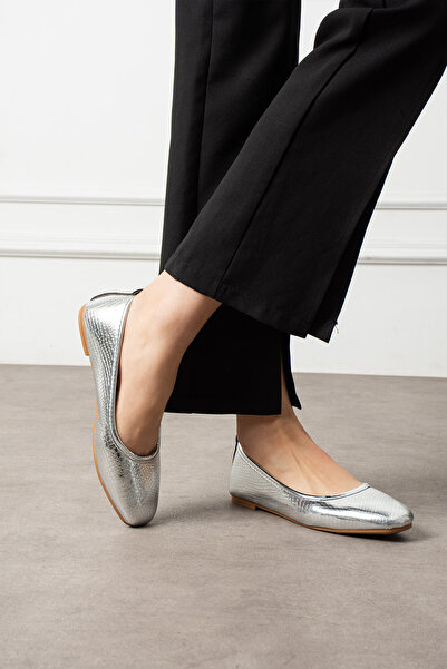 BYRAMSE Hana Trend Casual Women's Flat Shoes for Home and Office