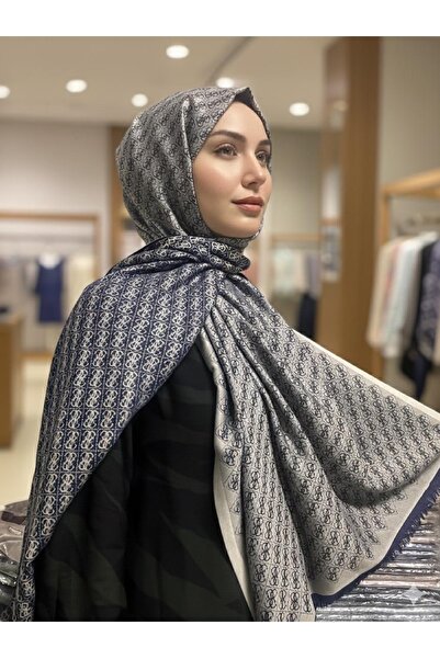 w white stars sports & wear Women-Girls Guees Pattern Double-Sided Shawl