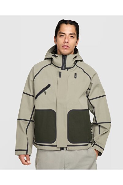 Nike Tech Men's Storm-Fit Hooded Rain Jacket