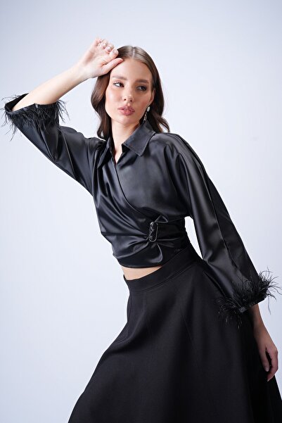 VAGGON Double-Breasted Tasseled Blouse