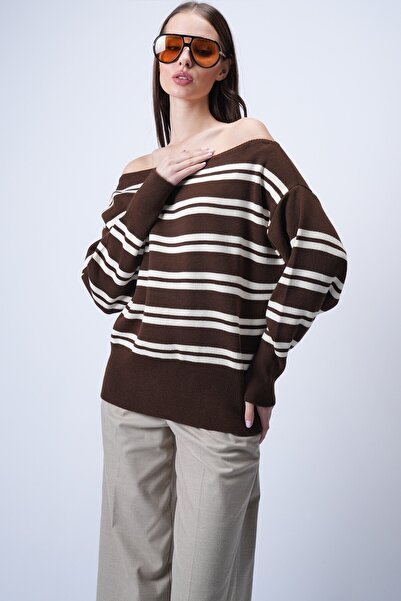 VAGGON Boat Neck Striped Sweater