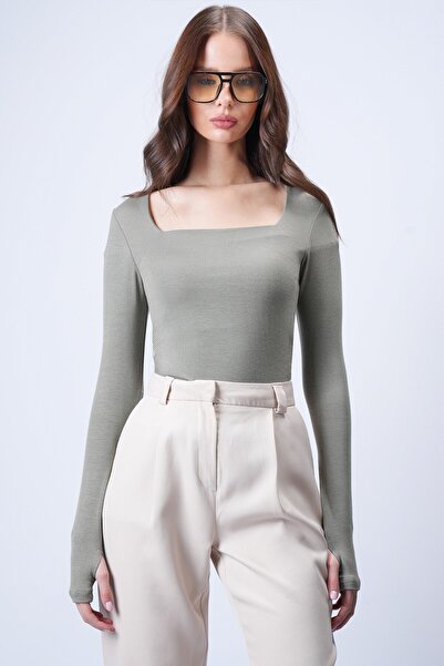 VAGGON Square Neck Blouse