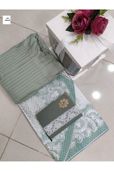 Gernic Women's prayer set 🌹 The set includes a padded prayer rug, a cotton p...