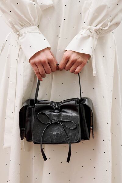 Manuka Lyra Bow Tie Bag Black