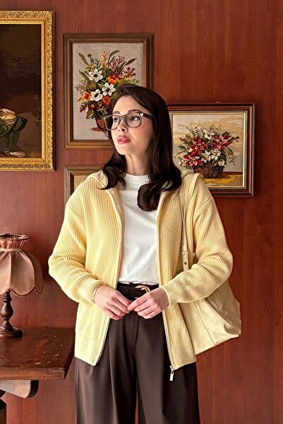 Ceylan Otantik Butter Yellow Zippered Knitwear Cardigan