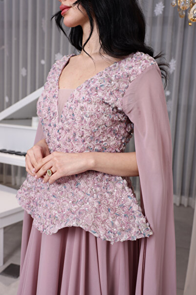 naseej Elegant evening dress in pink