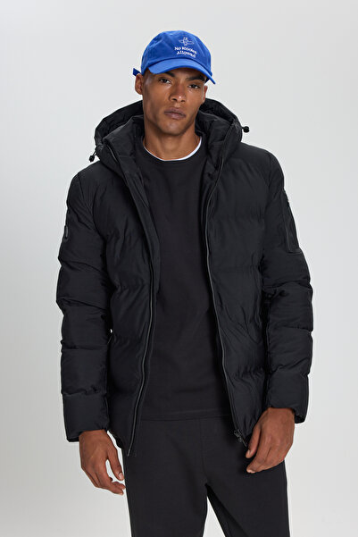 ALTINYILDIZ CLASSICS Men's Black Thermometer Standard Fit Regular Cut Removab...