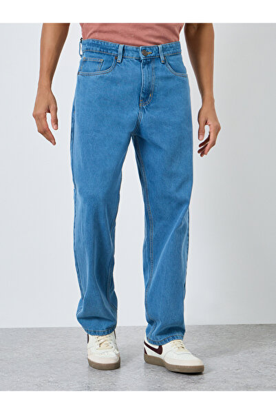Styli Men Blue Mid Rise Loose Fit Washed Jeans