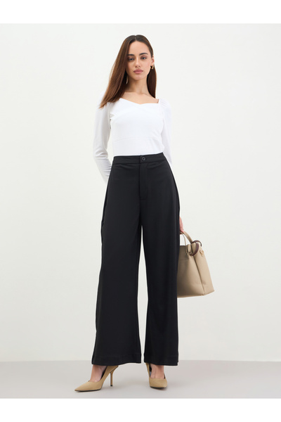 Styli Women Black Wide Leg Trousers