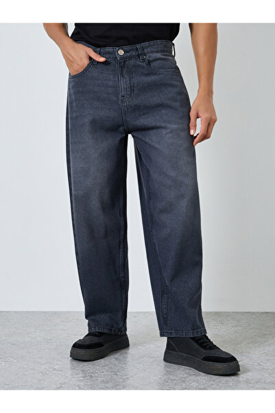Styli Men Charcoal Wash Baggy Fit Jeans