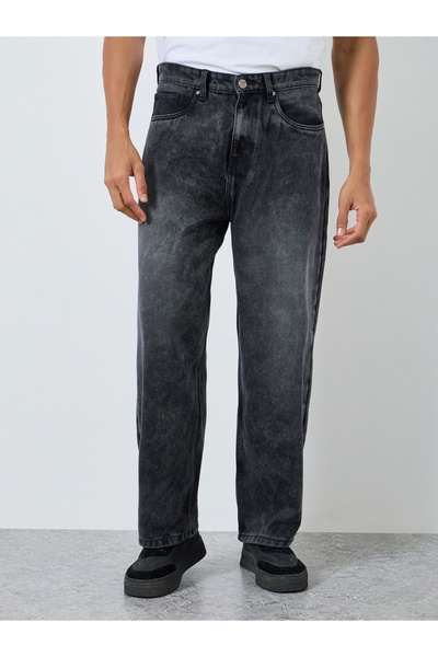 Styli Men Black Dark Wash Baggy Fit Jeans