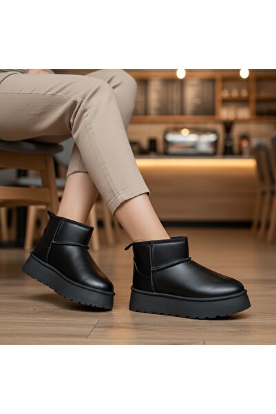 Modlet.ro Women's black short boots MOD12592