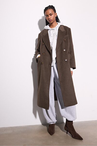 Stradivarius Long oversize double-breasted coat