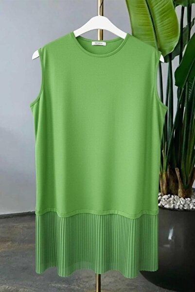 Tesettür Diyarı قميص داخلي نسائي بدون أكمام بياقة دائرية وستة طيات - أخضر