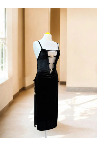 1way "Bold Cut" Dress – A Bold Design