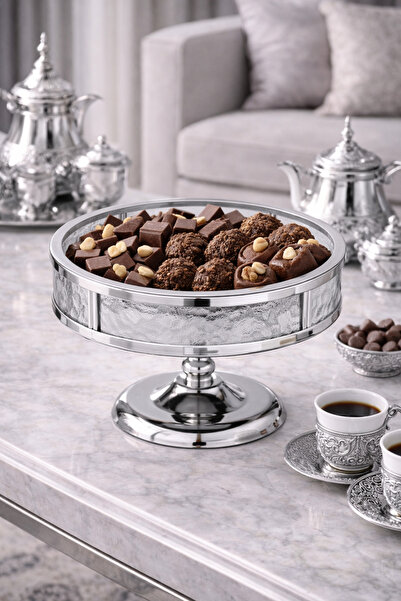 Dania ✨ Serving dish with a luxurious metal and glass base | 30×20 cm ✨