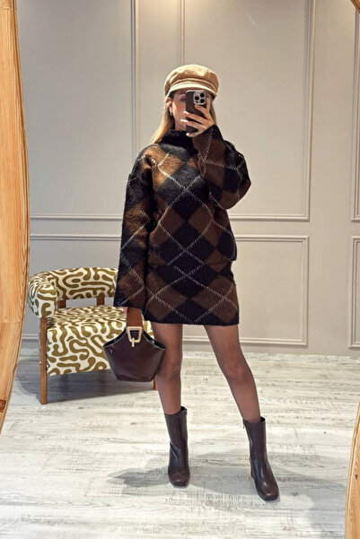 BeeYouStudio Plaid Knitwear Skirt-Sweater Set