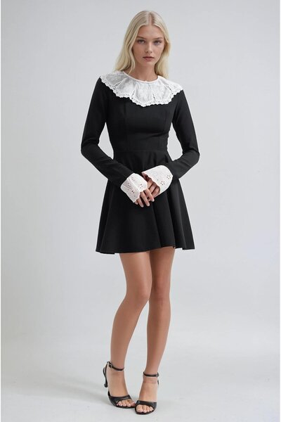 Lijuri Rochie mini cu detaliu din dantelă 2975