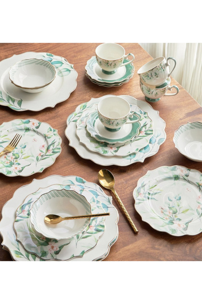 Cecilia 20-Piece New Bone China Dinner Set - Serves 4