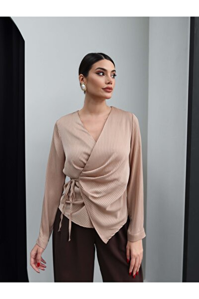 ESRAHELVACI Tie-up blouse with double breasted collar