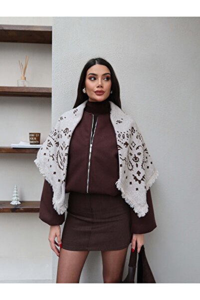 ESRAHELVACI Tasseled Ethnic Pattern Shawl