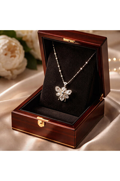 ecemia jewelry Taşlı Arı Figürlü Zarif Kadın Kolye