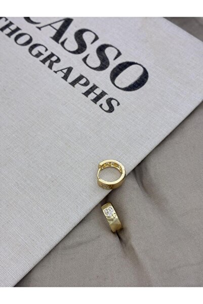 Hedef Bijuteri Gold Color Zircon Stone Heart Detailed Hoop Earrings Cm193