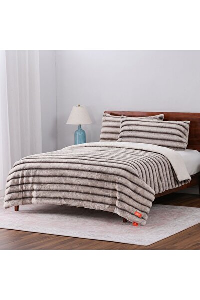 Orange Bed & Bath Winter Stripe King | طقم لحاف شتوي فرو مزدوج 3 قطع