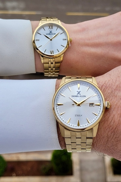 Daniel Klein ساعة يد للزوجين باللون الذهبي الرمادي مع حزام قابل للتعديل