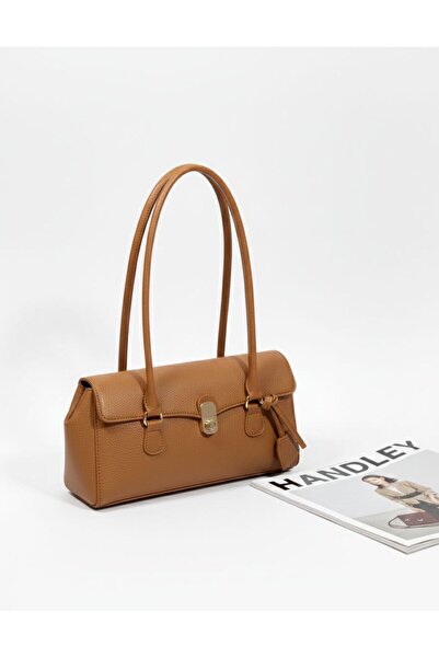 Handley Luxury Lock Detail Baguette Shoulder Bag
