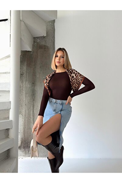 Your Shine Front Zipper Detail Denim Skirt