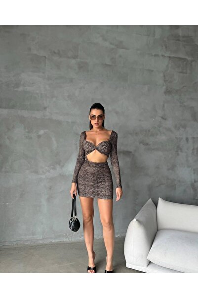 euro click Rochie leopard cu decolteu adânc și detaliu la piept