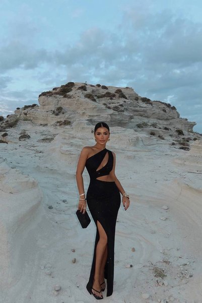 OEM Rochie Nasia, eleganta, neagra, lunga, pe un umar, cu decupaj