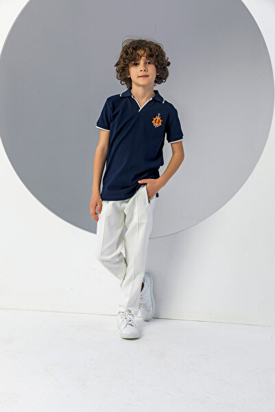 incity Момчешки панталони в цвят екрю с джобове с цип