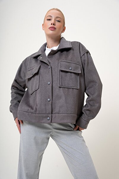 Trend Alaçatı Stili Women's Gray Double Pocket Cashmere Coat with Snap Closur...