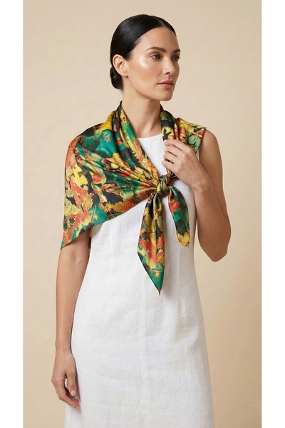 Vegan Silk Cupro Tropikal Çiçekli Fular 95x95cm