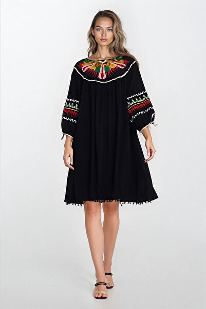 Trend Alaçatı Stili فستان نسائي أسود بياقة قارب وشريط مفصل مقاس كبير من الفسك...