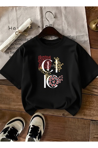 caddekombin تي شيرت نسائي أسود بتصميم أنيق وياقة دائرية مكتوب عليها CHIC