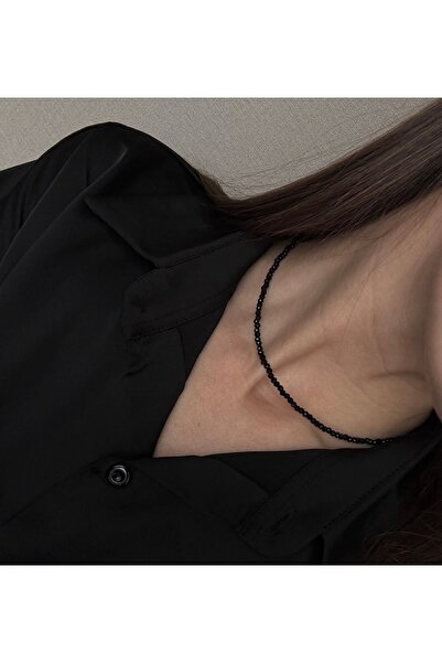 Atelier Çağla Thin Black Crystal Necklace